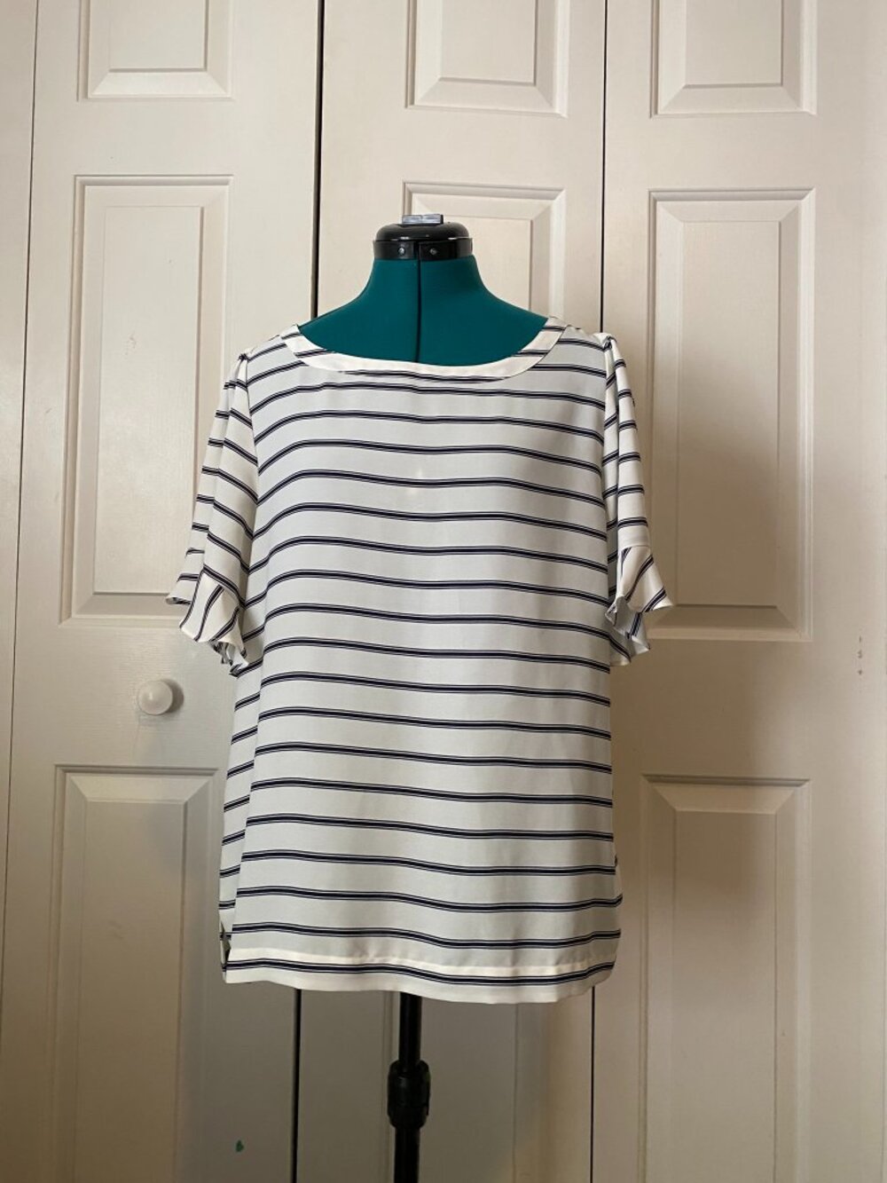 Loft Short Sleeve Blouse